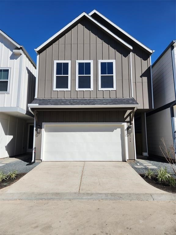 Property photo for 6714 Parker Grove Lane, Houston, TX