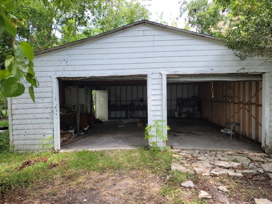 Property photo for 421 Avenue B, La Marque, TX