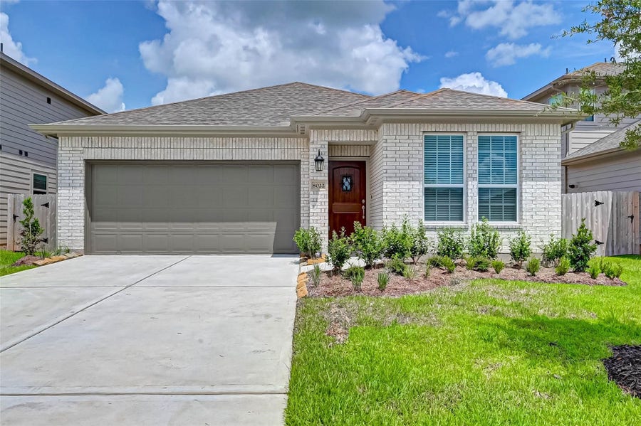 Property photo for 8022 Pinebrook Arbor Court, Richmond, TX
