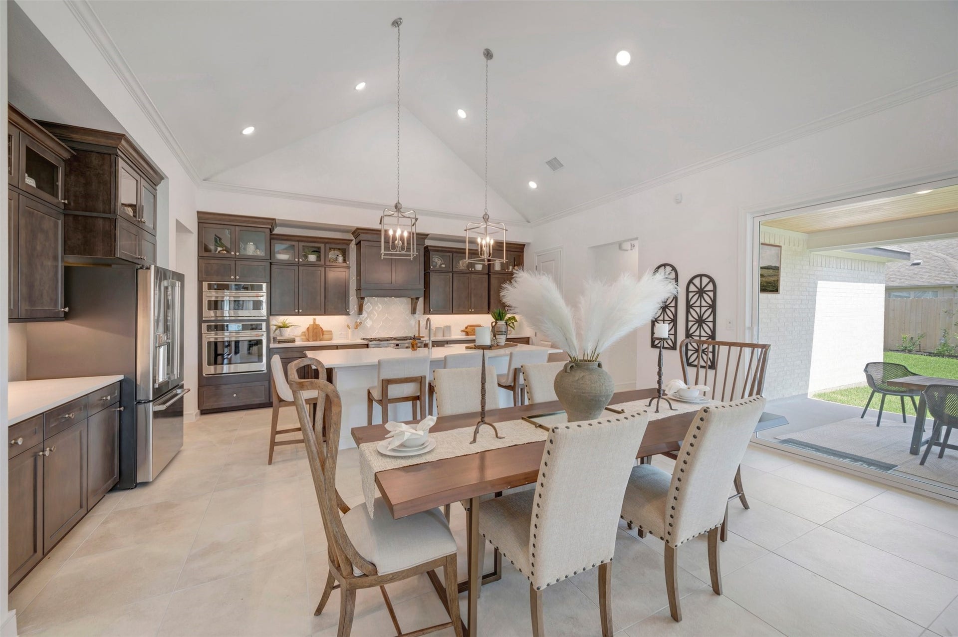 1065 Apple Ridge Road, Magnolia, TX 77363 Charming dining area (*Photo not of actual home and used for illustration purposes only.)