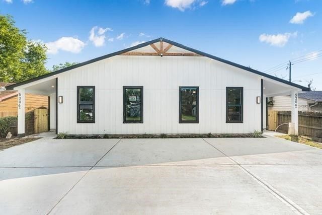 Property photo for 5306 Ridgeway Drive, #A, Houston, TX