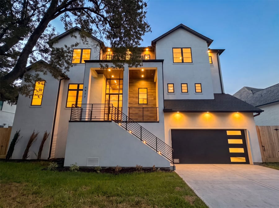Property photo for 4927 Heatherglen Drive, Houston, TX