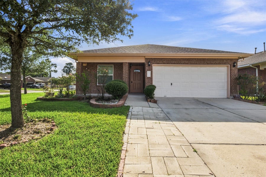 Property photo for 8526 Vista Oaks Manor, Houston, TX