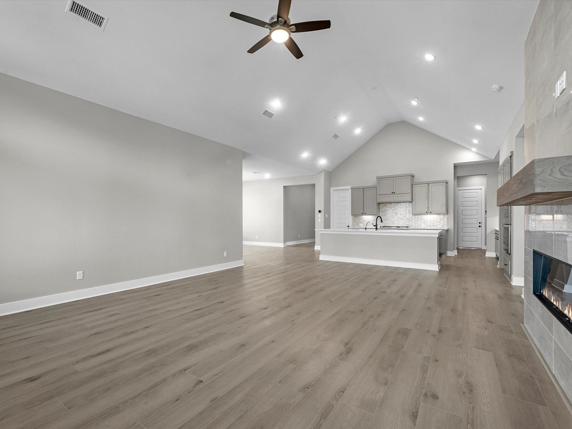 2627 Crown Ridge Drive, Missouri City, TX 77459 2627 Crown Ridge Drive, Missouri City, TX 77459