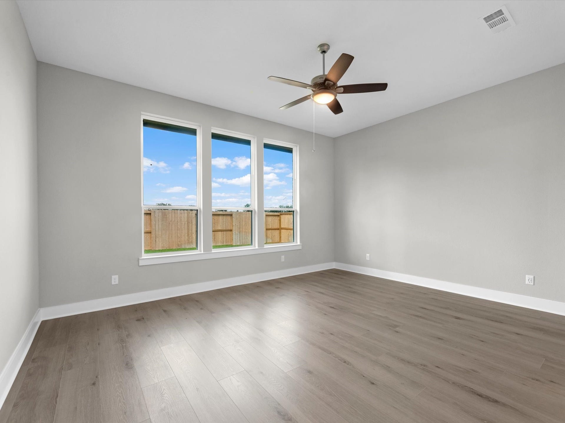 2627 Crown Ridge Drive, Missouri City, TX 77459 2627 Crown Ridge Drive, Missouri City, TX 77459
