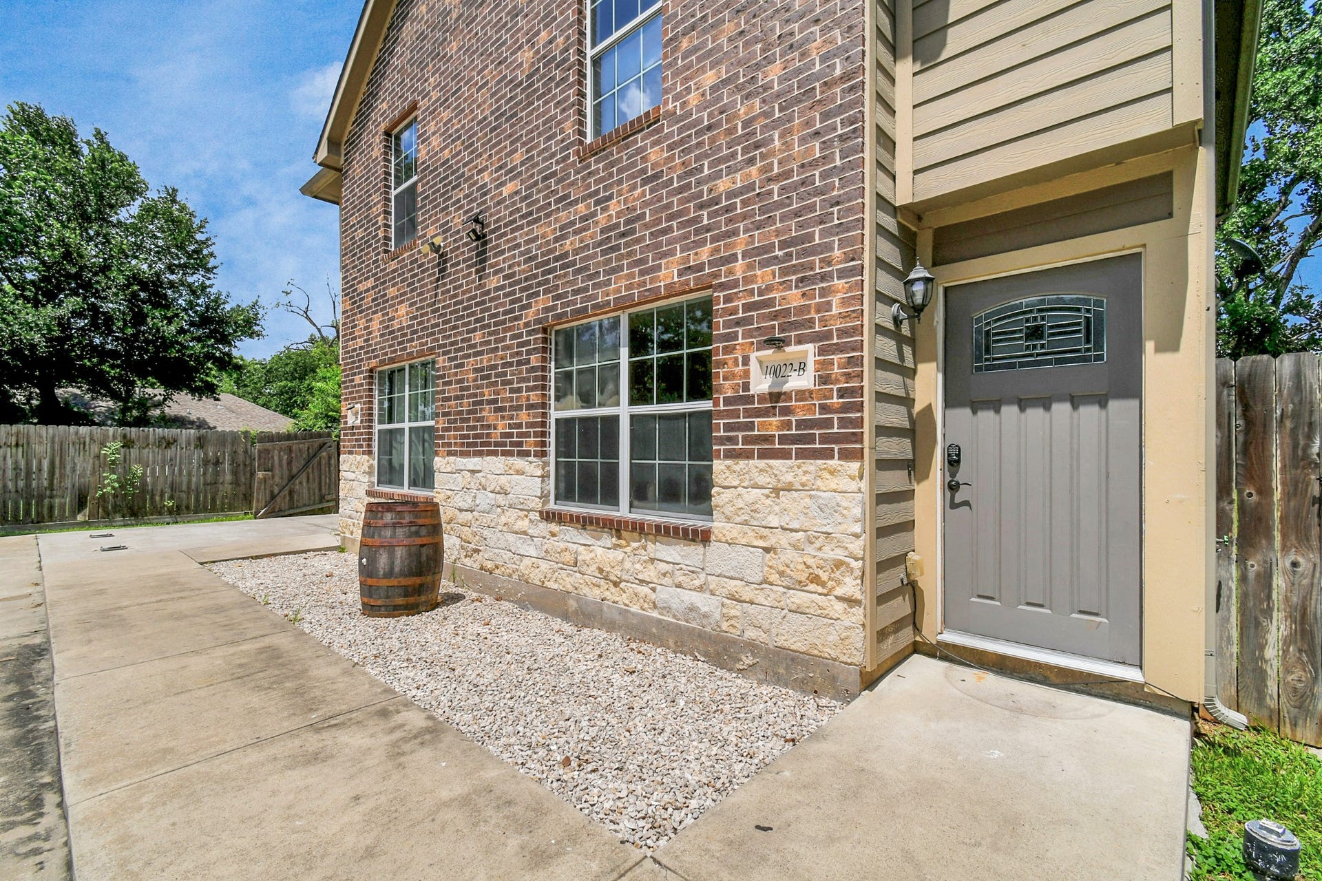 10022 Raymondville Road, #B, Houston, TX 77093