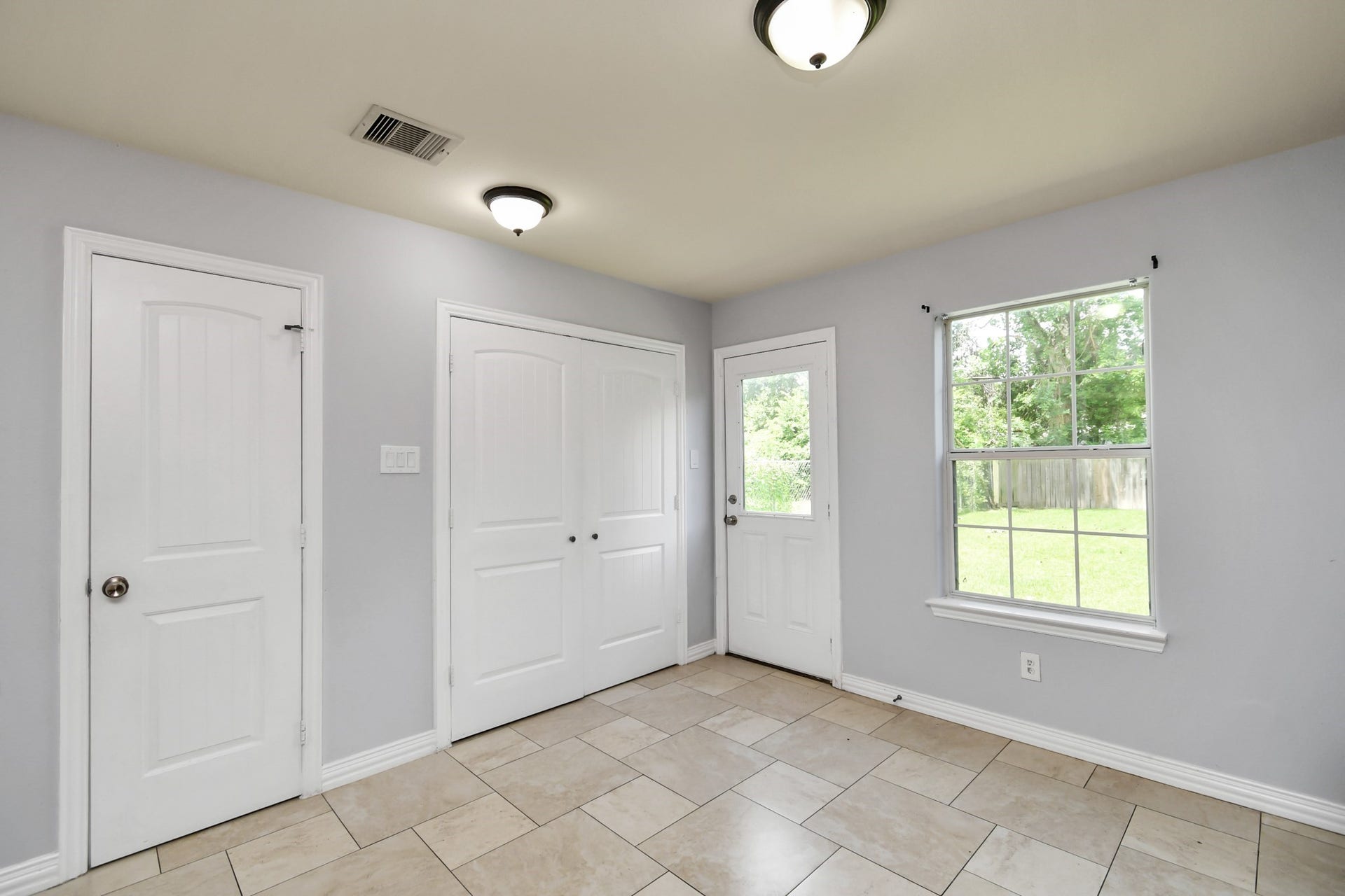 10022 Raymondville Road, #B, Houston, TX 77093