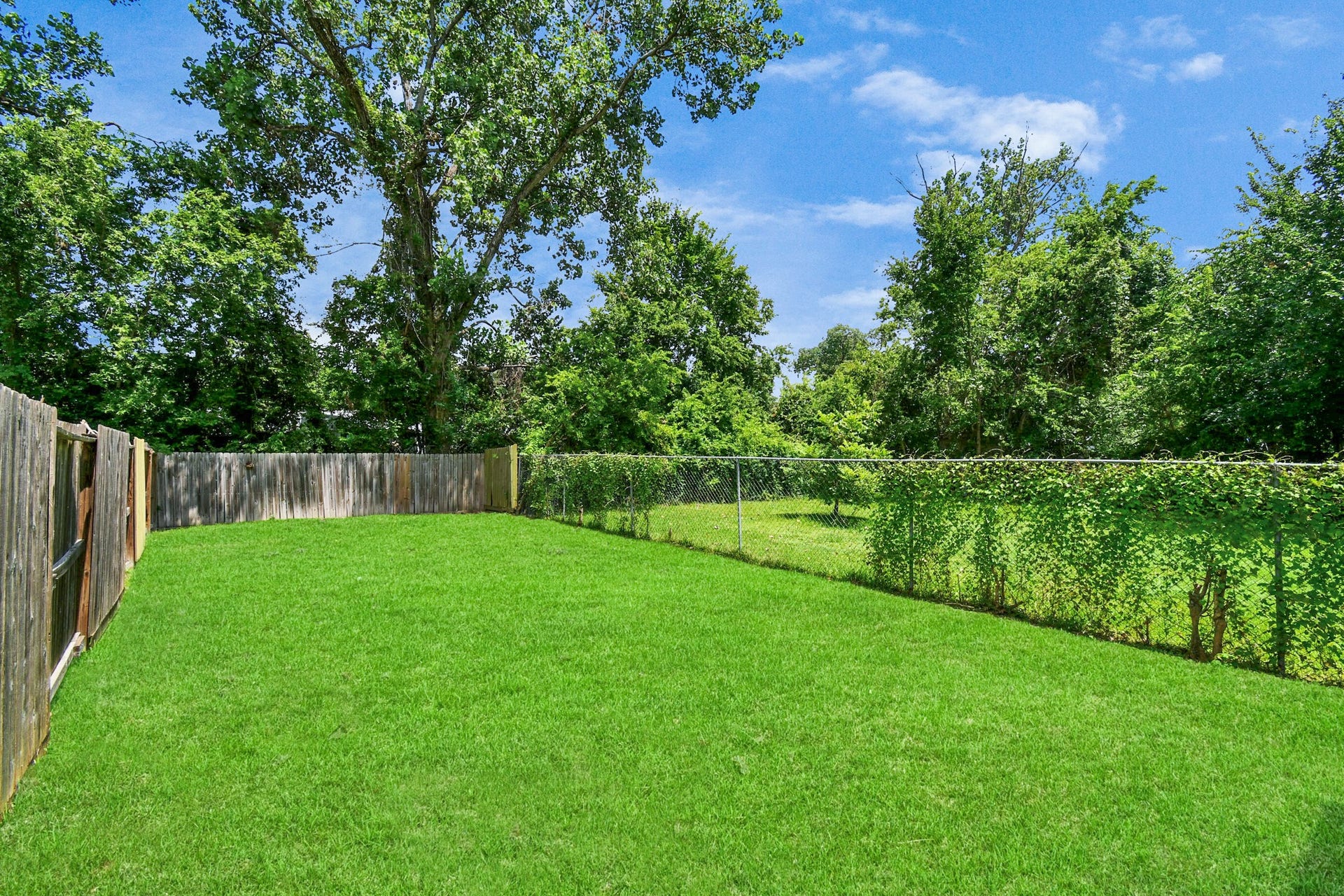 10022 Raymondville Road, #B, Houston, TX 77093