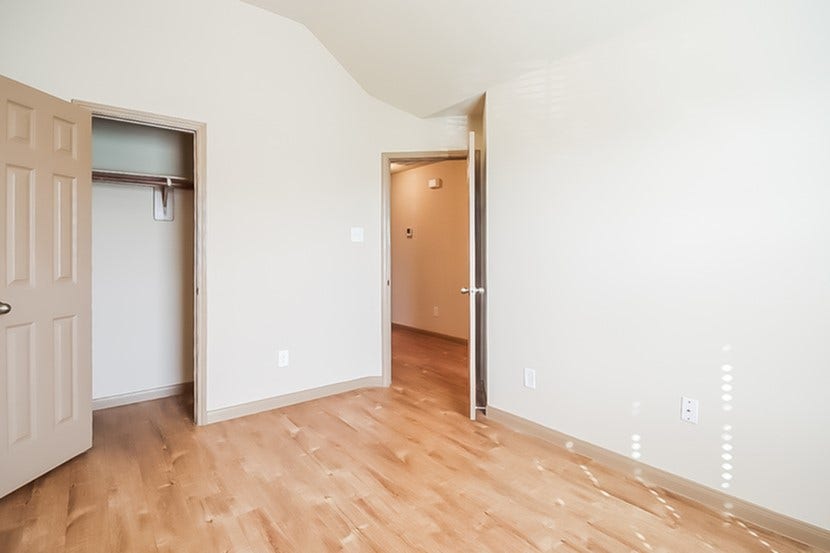 18842 Venito Drive, Katy, TX 77449 Photos may be representative of the floor plan and not the exact home. Finishes, layout, and features of the actual property for lease may vary.