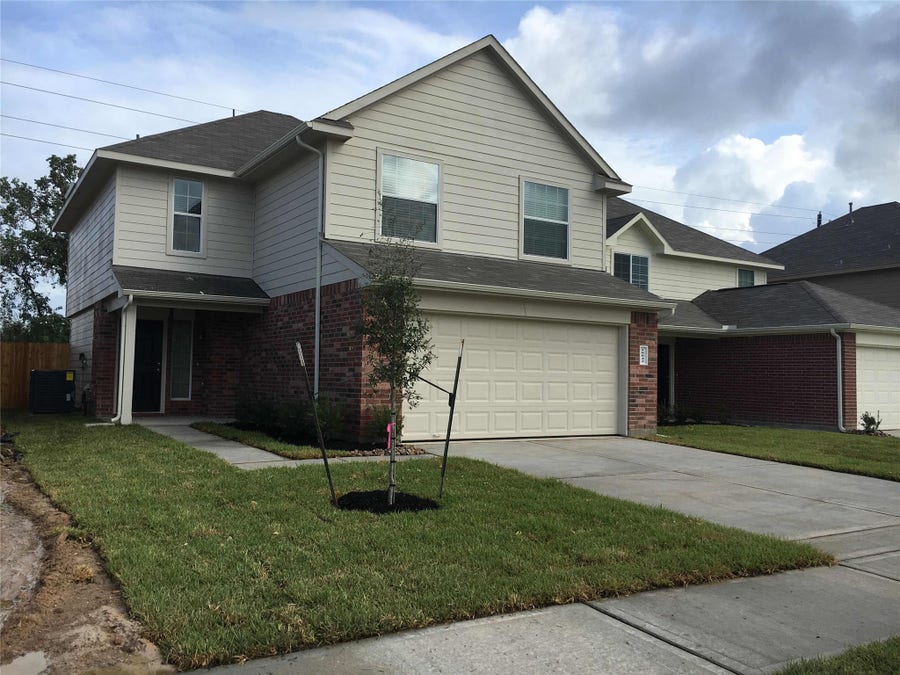 Property photo for 18842 Venito Drive, Katy, TX