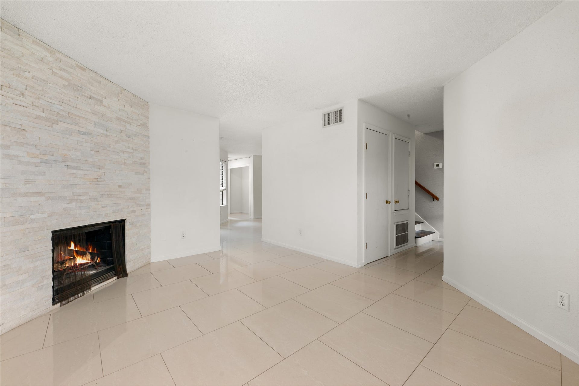 3813 Landmark Drive, Missouri City, TX 77459 3813 Landmark Drive, Missouri City, TX 77459