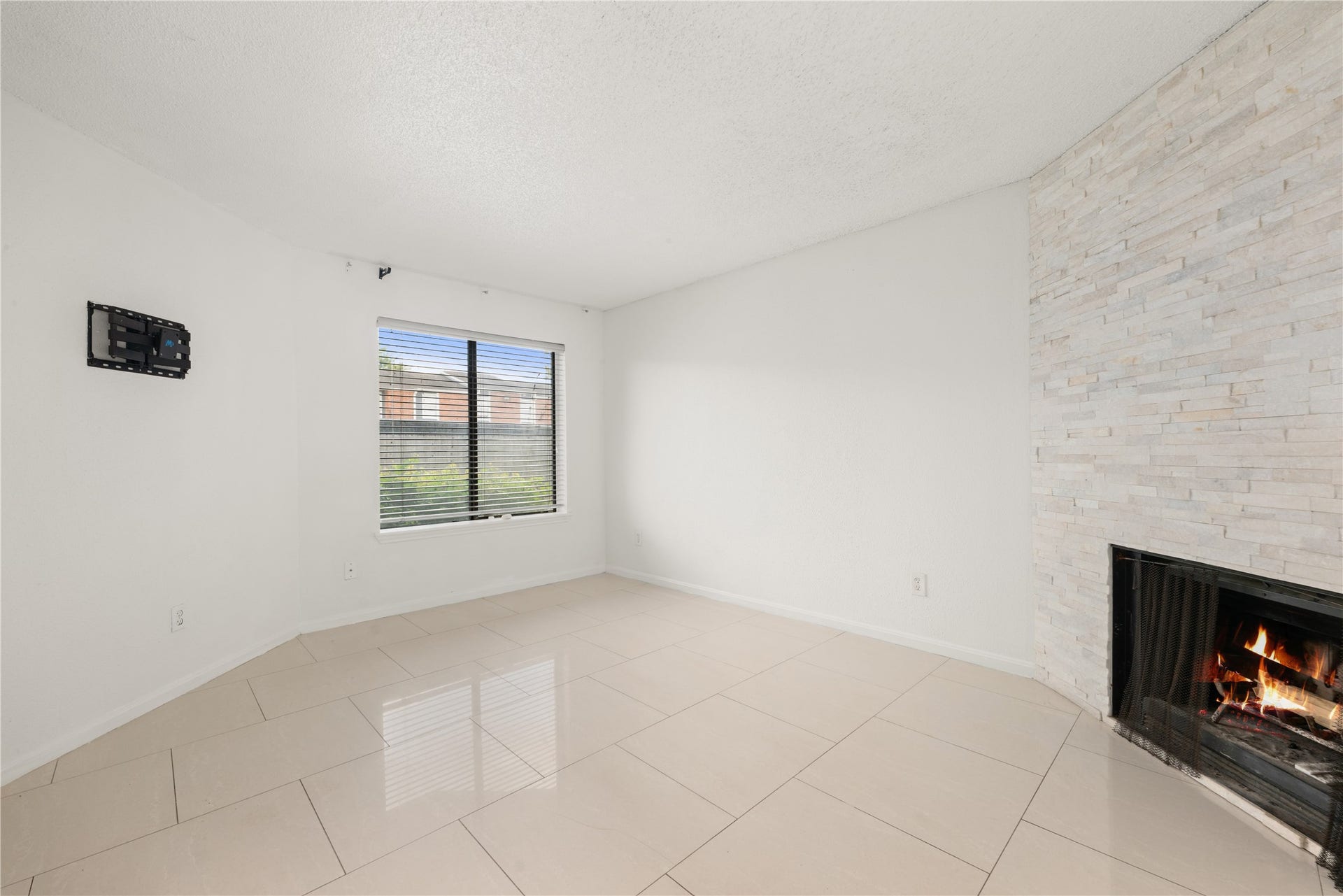 3813 Landmark Drive, Missouri City, TX 77459 3813 Landmark Drive, Missouri City, TX 77459