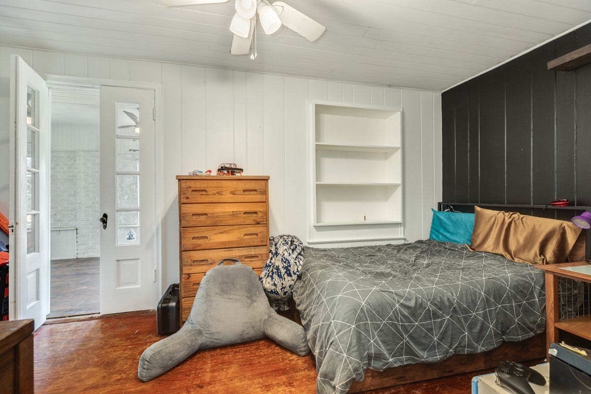 206 S 15th Street, West Columbia, TX 77486 206 S 15th Street, West Columbia, TX 77486