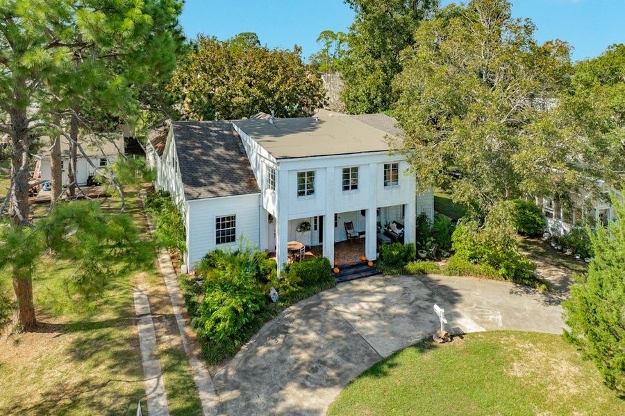 Property photo for 206 S 15th Street, West Columbia, TX