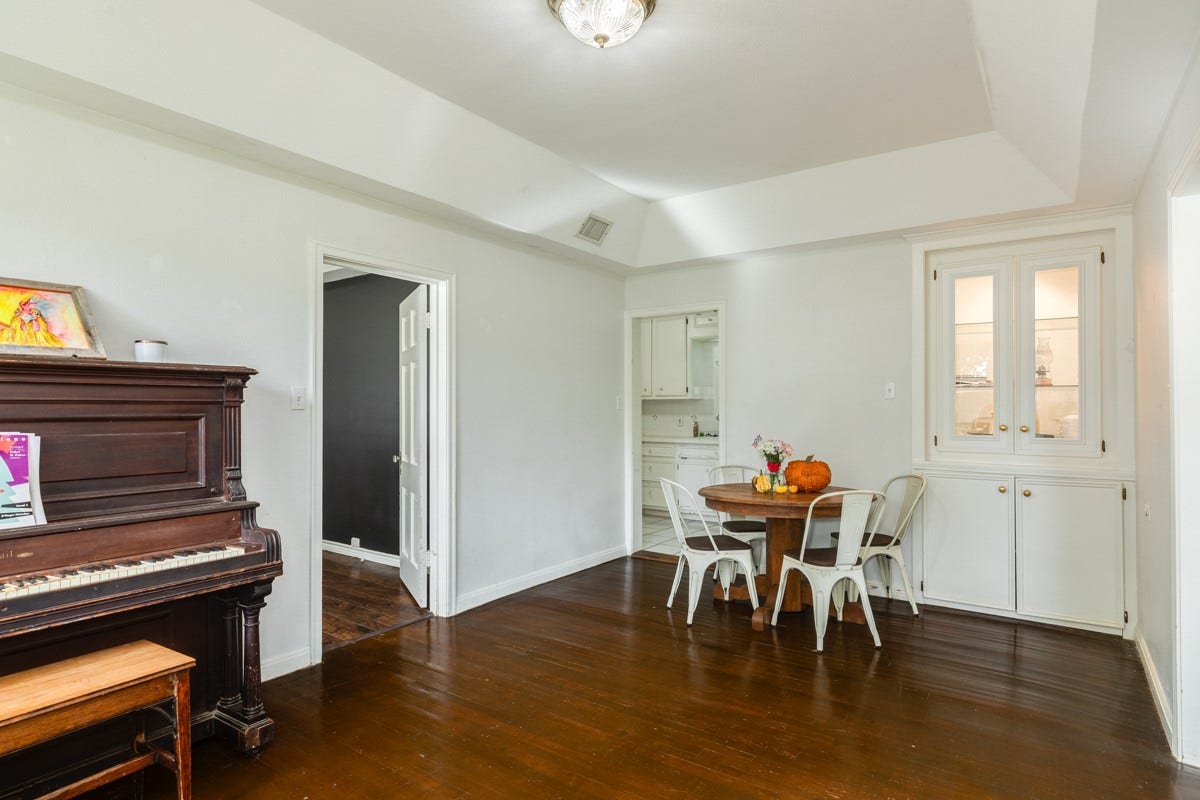 206 S 15th Street, West Columbia, TX 77486 206 S 15th Street, West Columbia, TX 77486