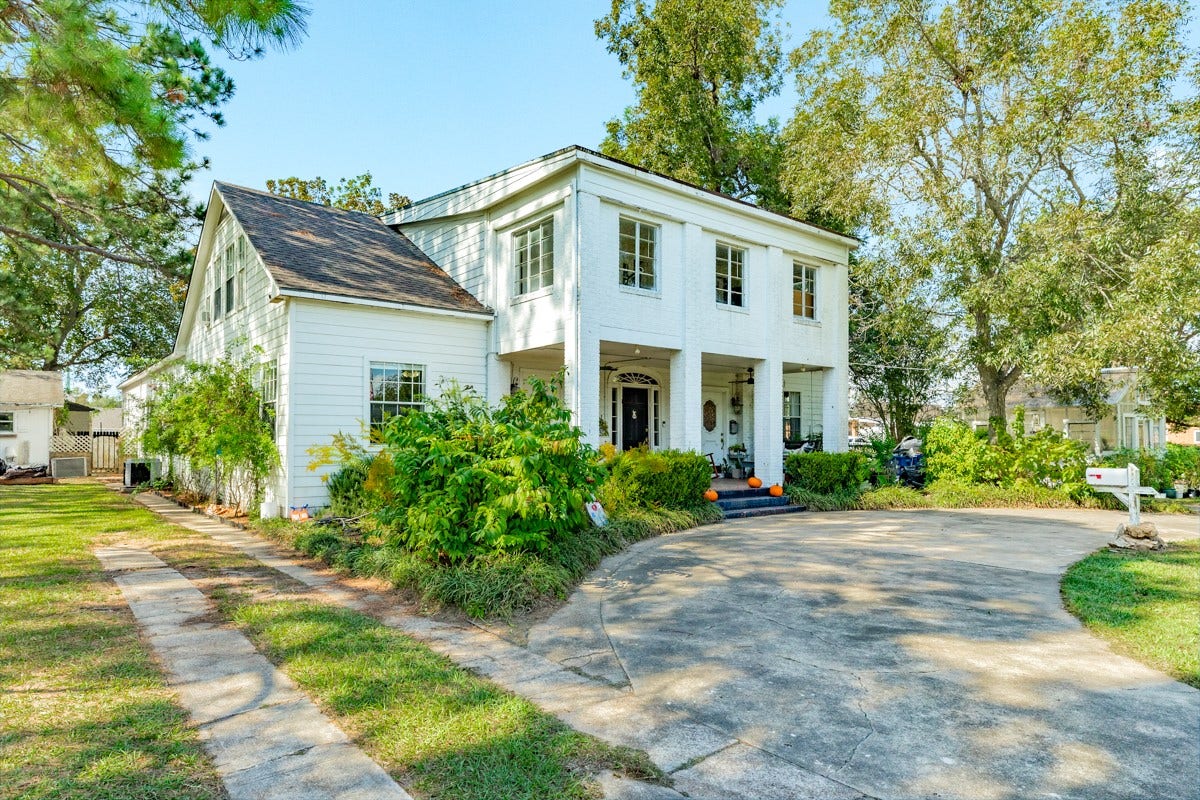 206 S 15th Street, West Columbia, TX 77486 206 S 15th Street, West Columbia, TX 77486