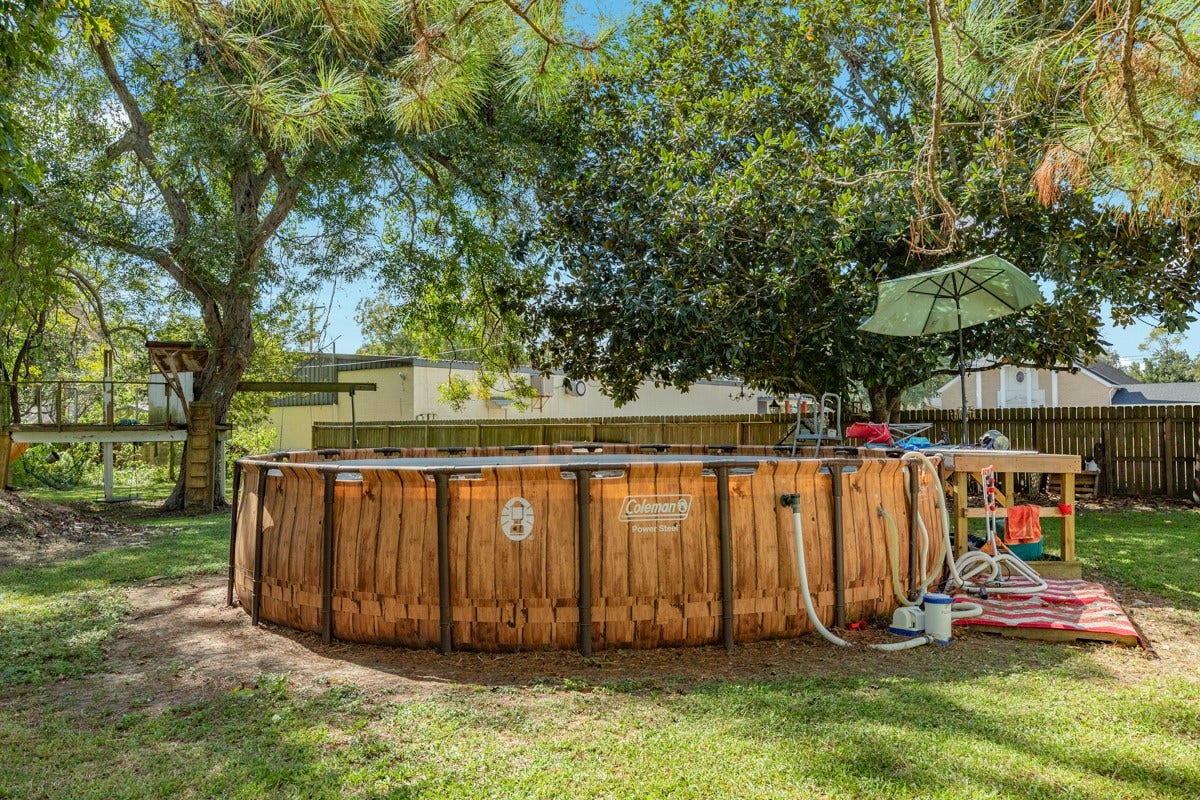 206 S 15th Street, West Columbia, TX 77486 206 S 15th Street, West Columbia, TX 77486