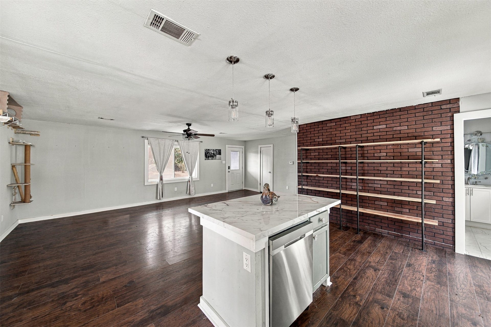 36576 Howell Road, Hempstead, TX 77445 36576 Howell Road, Hempstead, TX 77445