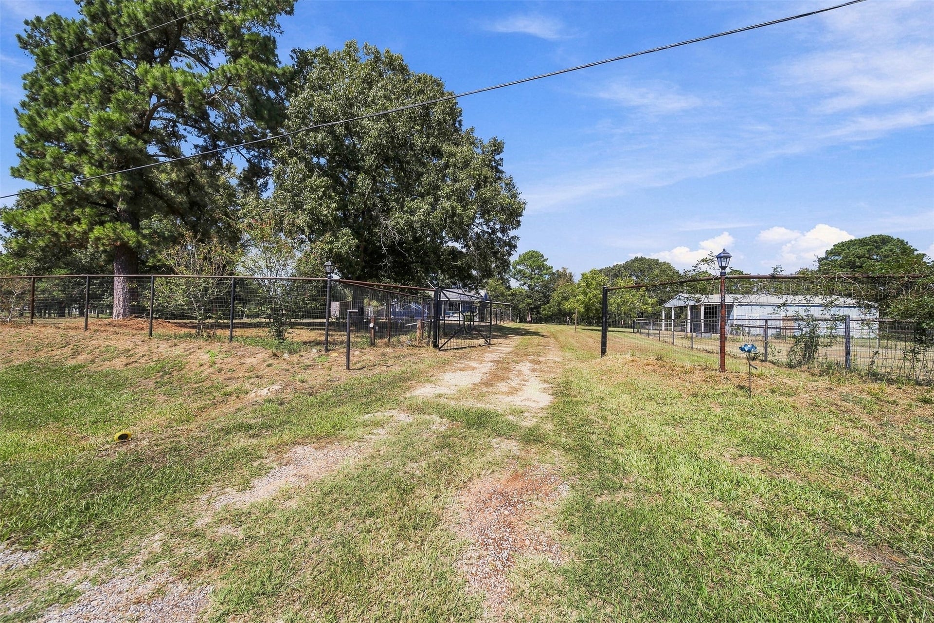 36576 Howell Road, Hempstead, TX 77445 36576 Howell Road, Hempstead, TX 77445