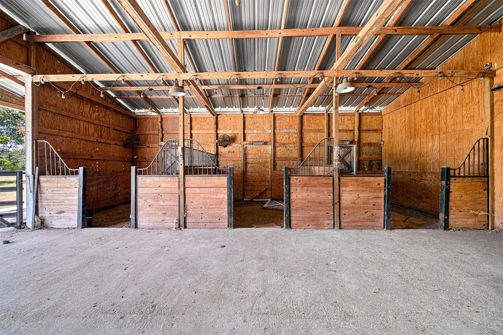 36576 Howell Road, Hempstead, TX 77445 36576 Howell Road, Hempstead, TX 77445