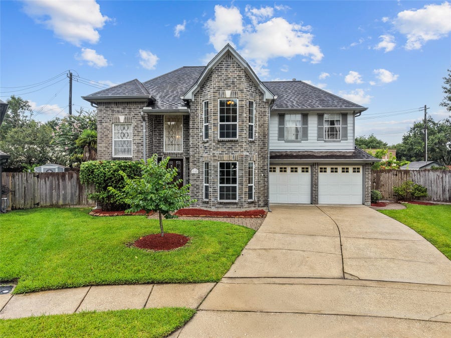Property photo for 1102 Juniper Canyon Lane, Houston, TX