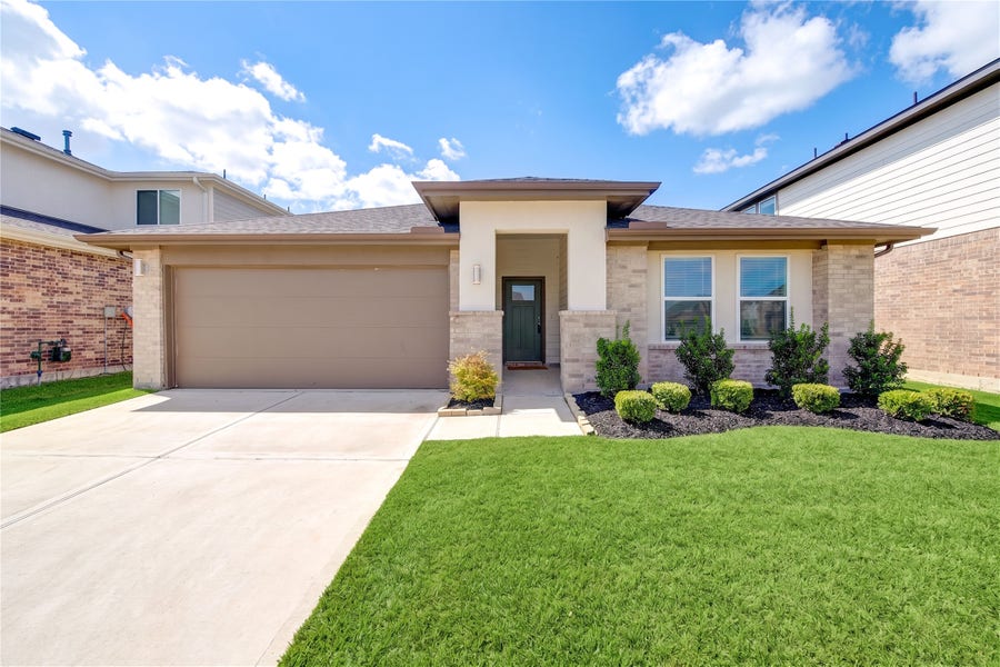 Property photo for 30215 Lone Peak Drive, Katy, TX