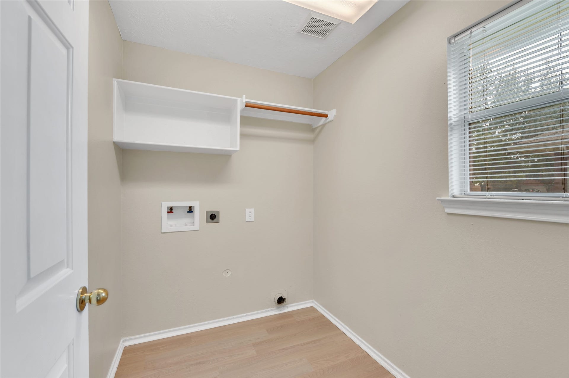 5010 Blanco Drive, Pearland, TX 77584 5010 Blanco Drive, Pearland, TX 77584