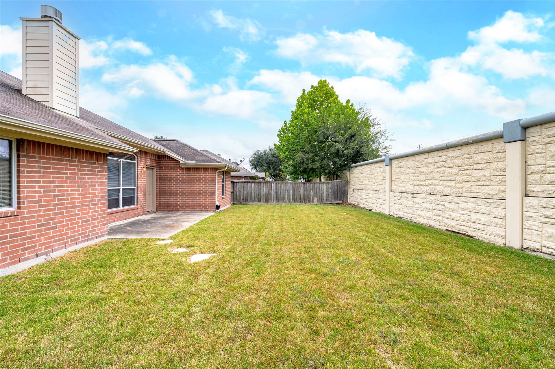 5010 Blanco Drive, Pearland, TX 77584 5010 Blanco Drive, Pearland, TX 77584