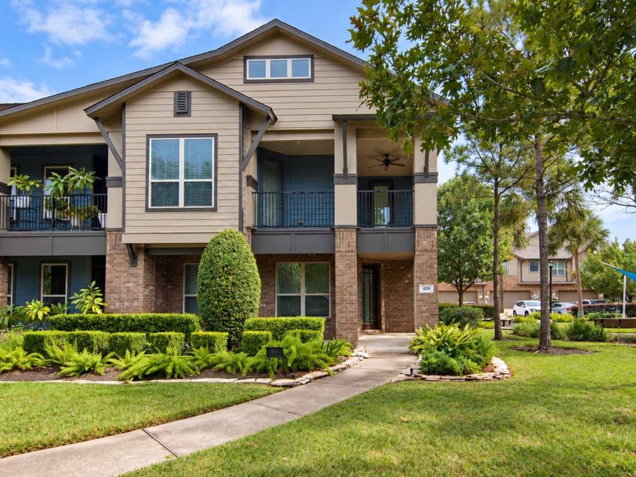 Property photo for 409 Via Regatta Drive, Webster, TX
