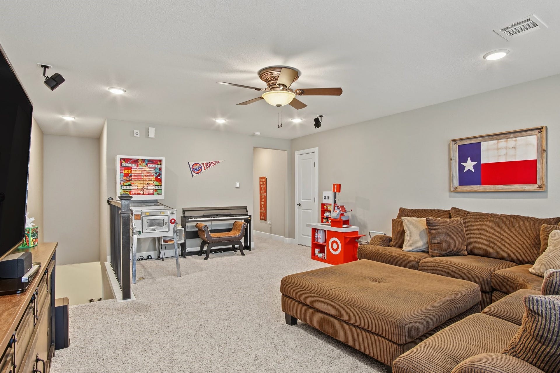114 S Wild Petunia Trail, Montgomery, TX 77316 114 S Wild Petunia Trail, Montgomery, TX 77316