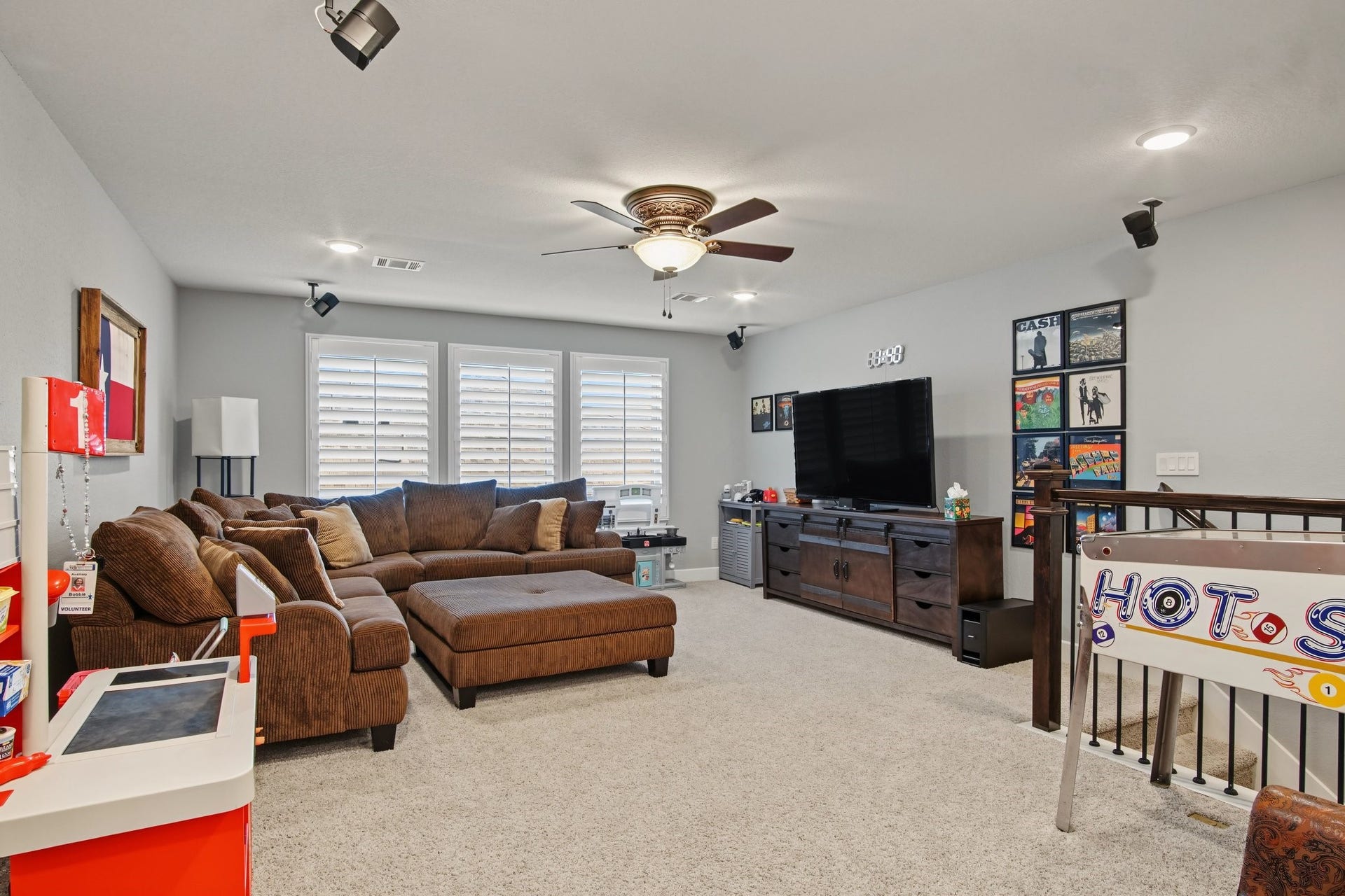 114 S Wild Petunia Trail, Montgomery, TX 77316 game room on 2nd floor