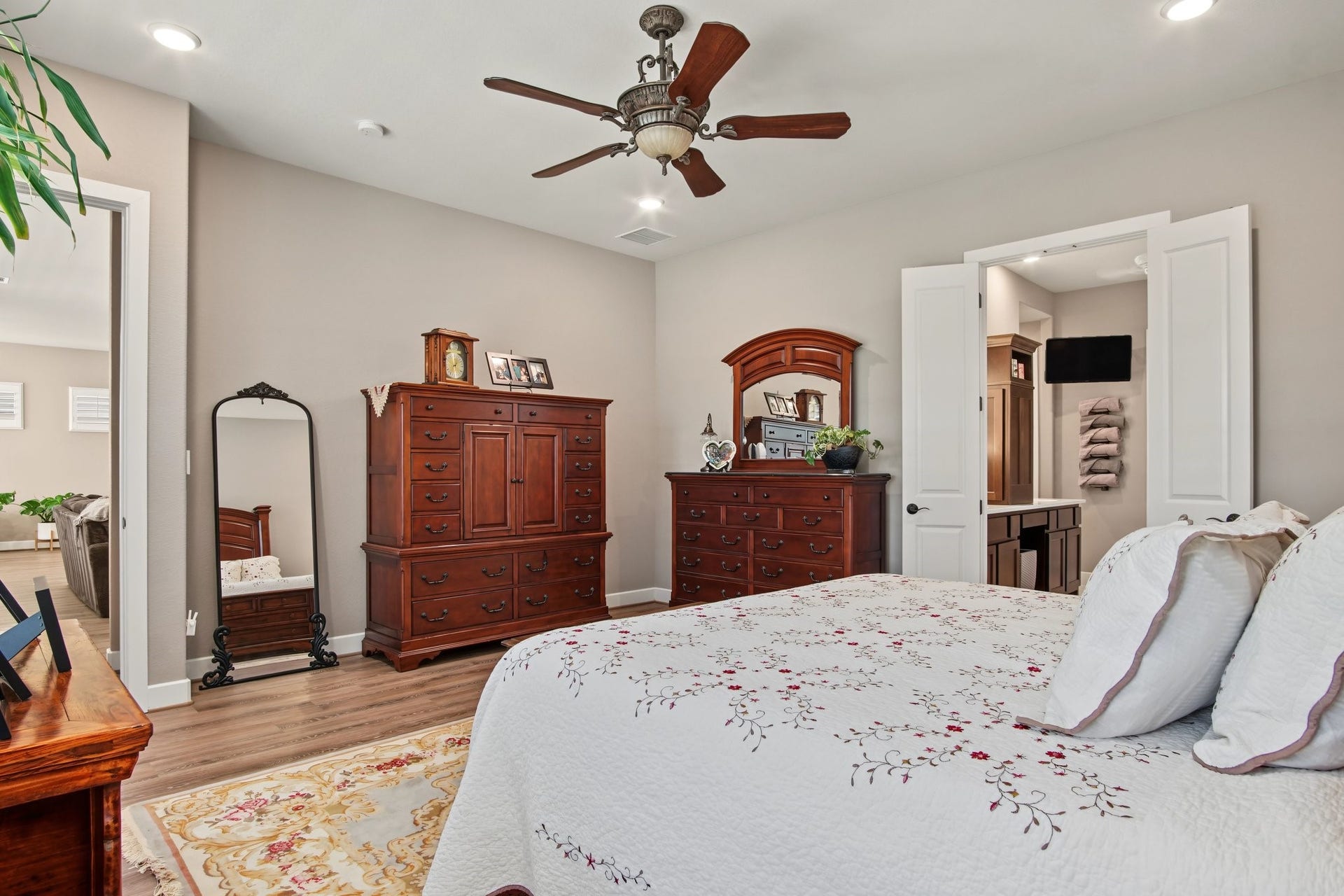 114 S Wild Petunia Trail, Montgomery, TX 77316 114 S Wild Petunia Trail, Montgomery, TX 77316