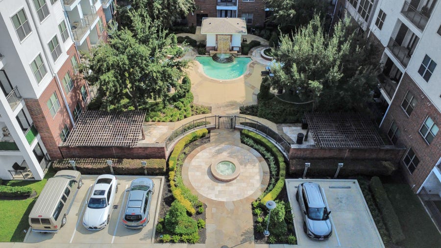 Property photo for 5455 Richmond Avenue, #4077, Houston, TX