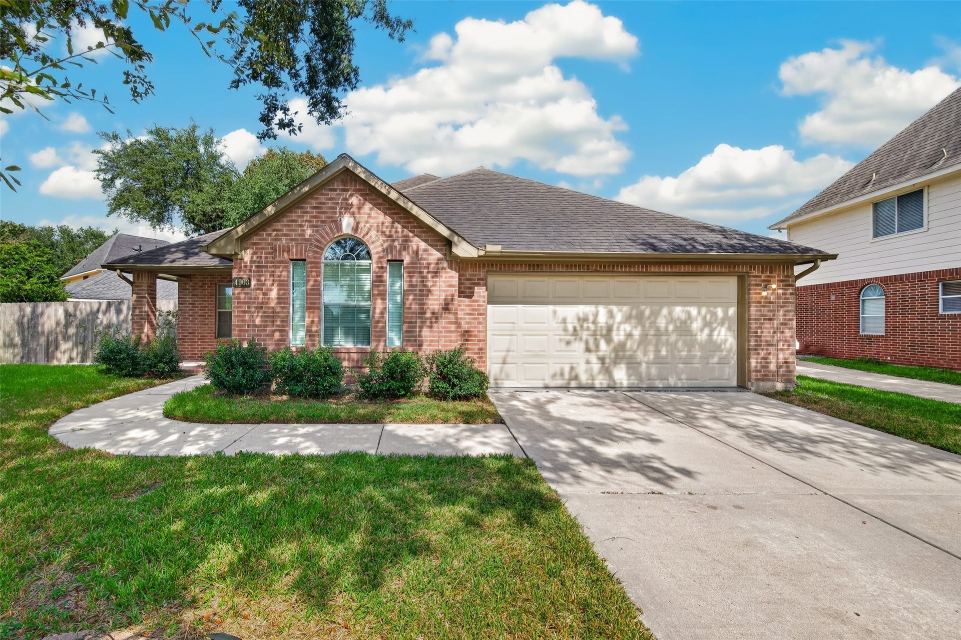 4903 Chappel Hill Drive, Missouri City, TX 77459 4903 Chappel Hill Dr