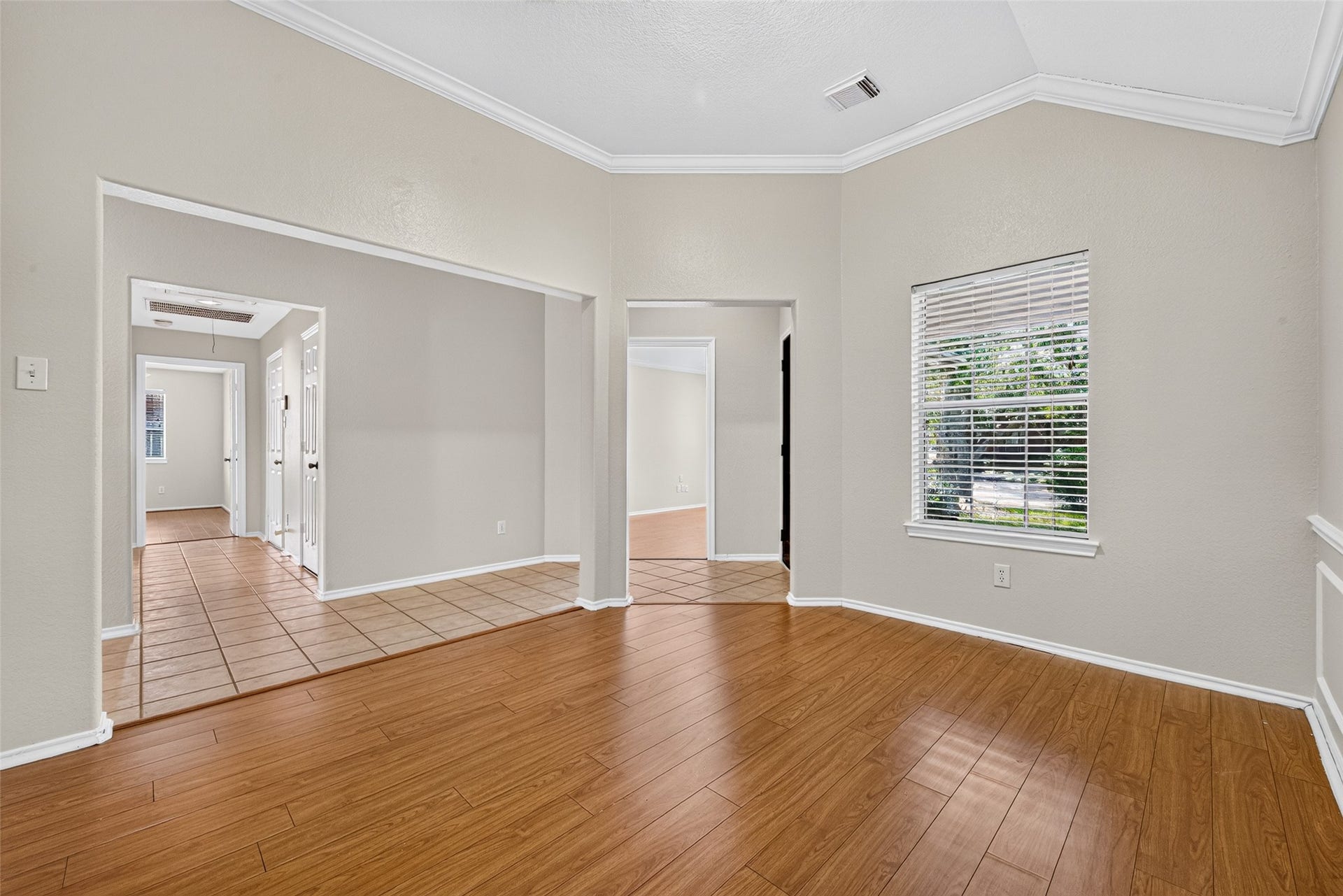 4903 Chappel Hill Drive, Missouri City, TX 77459 Formal Dining room