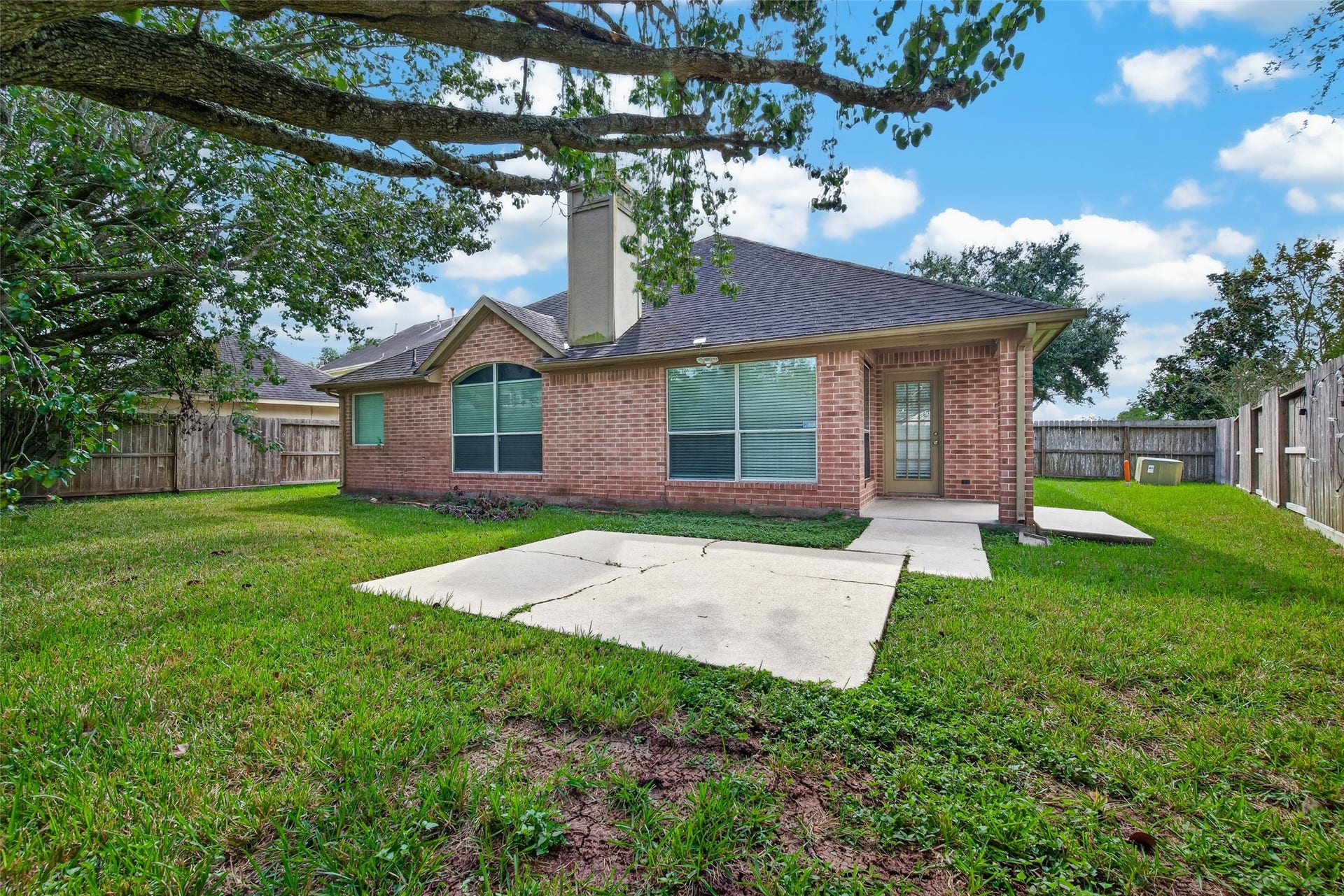 4903 Chappel Hill Drive, Missouri City, TX 77459 Backyard