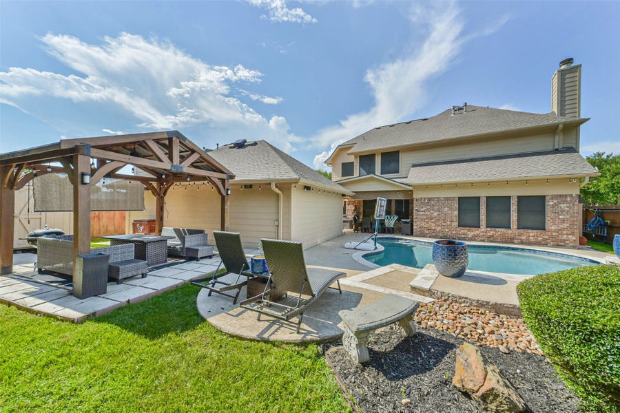 Property photo for 7502 Timberline Drive, Pasadena, TX