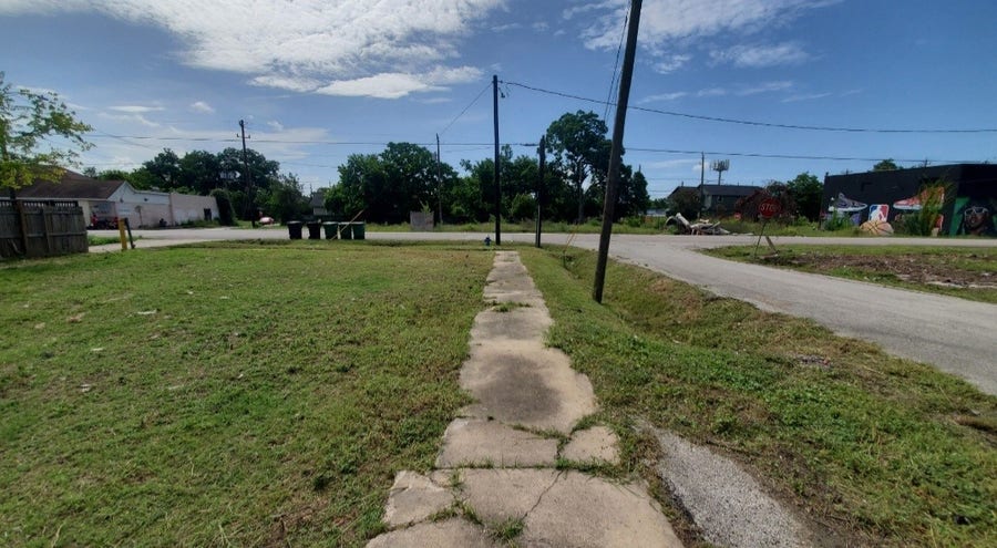 Property photo for 2915 Rosalie St Street, Houston, TX