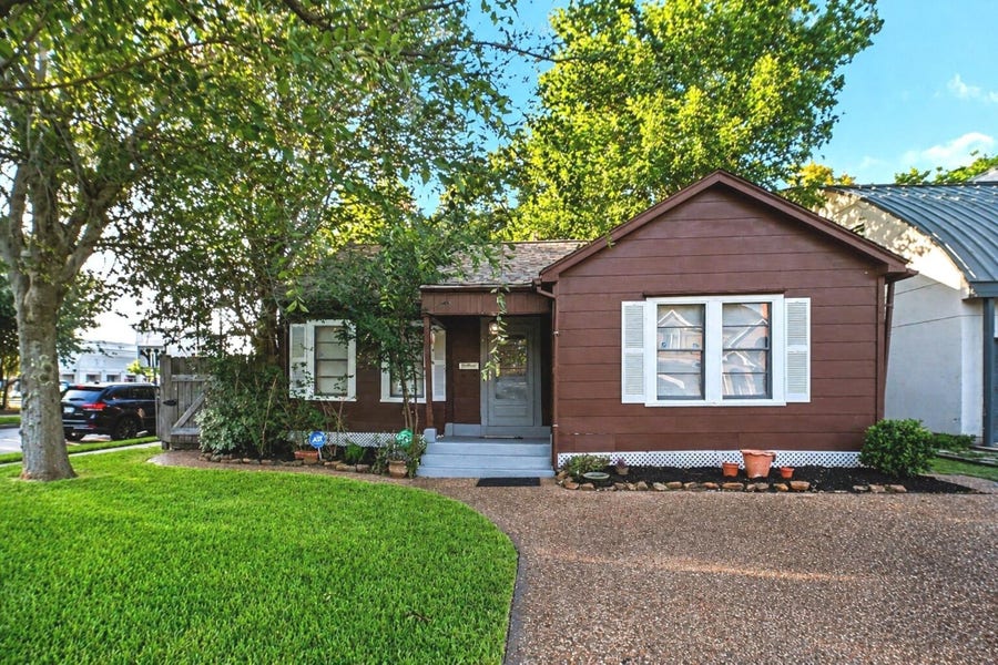 Property photo for 3936 Browning Street, Houston, TX