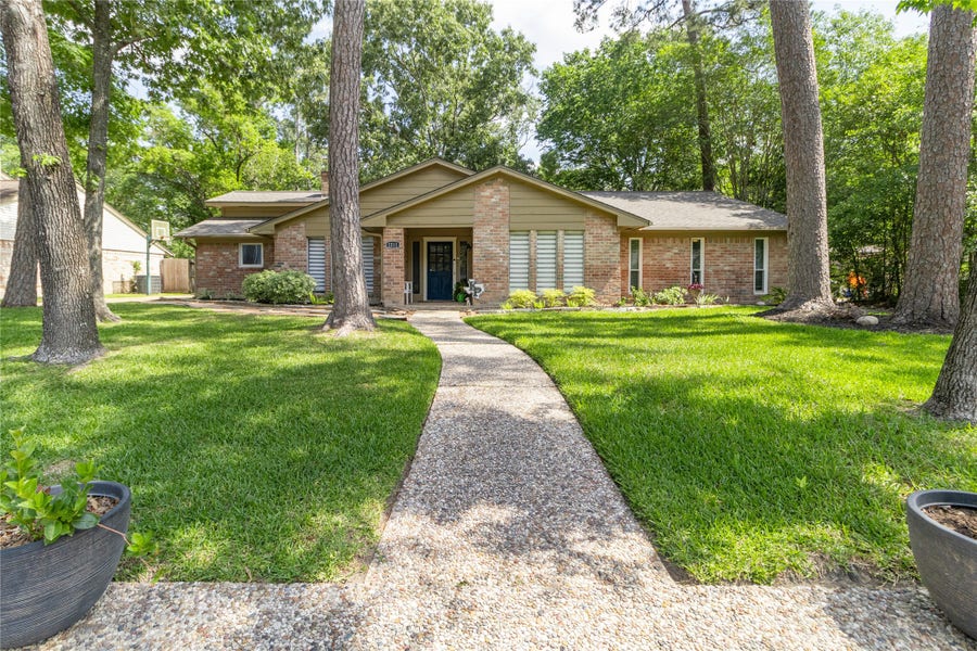Property photo for 2211 River Falls Drive, Kingwood, TX