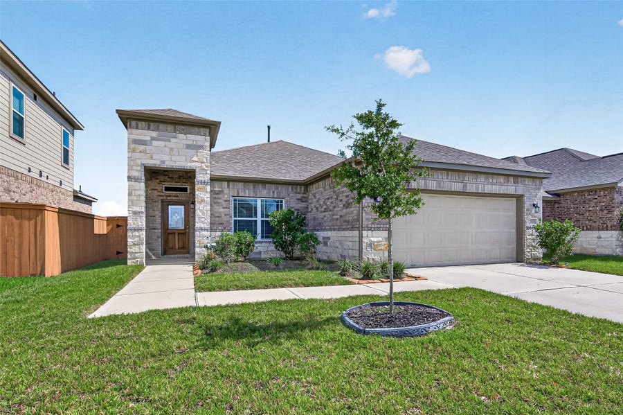 Property photo for 19834 Capri Shores Lane, Hockley, TX