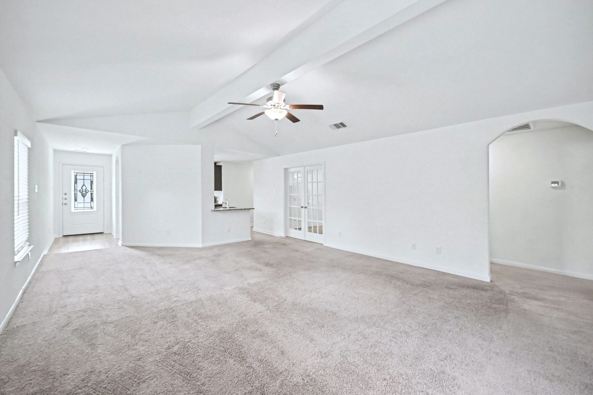 22622 Steel Blue Jaybird Drive, Hockley, TX 77447 Open concept living!