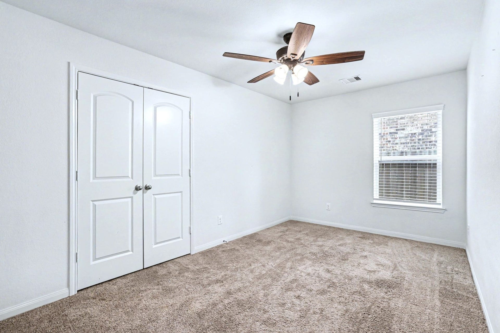 22622 Steel Blue Jaybird Drive, Hockley, TX 77447 The 4th bedroom/office