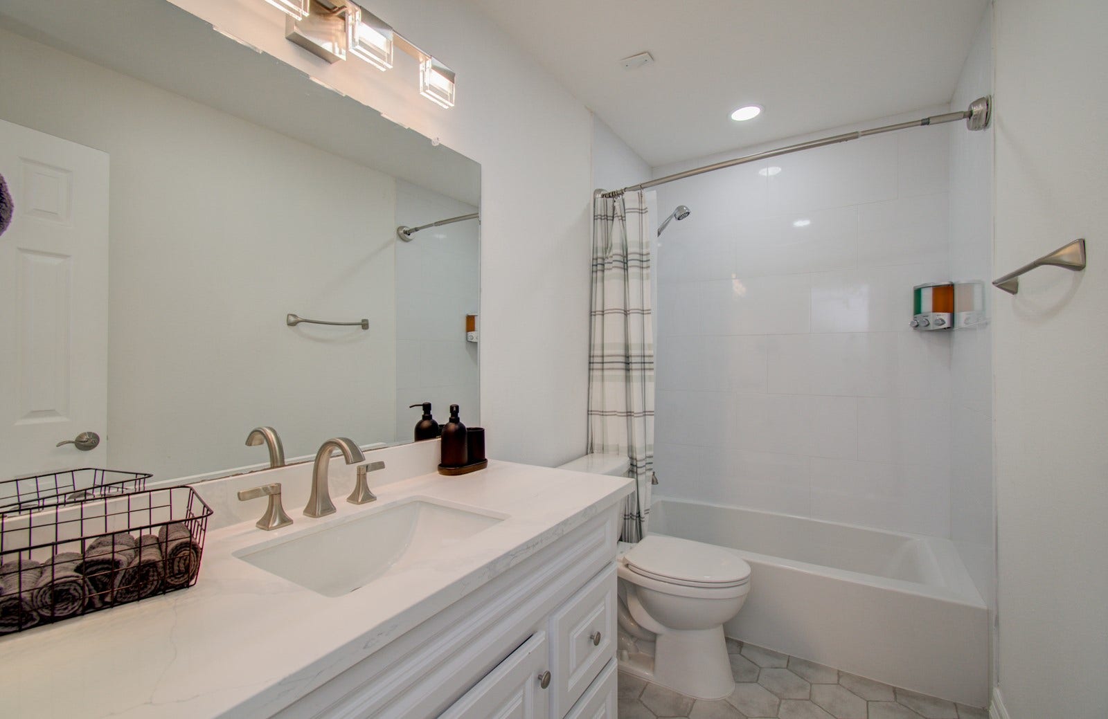 8623 Parasol Lane, Houston, TX 77064 8623 Parasol Lane, Houston, TX 77064