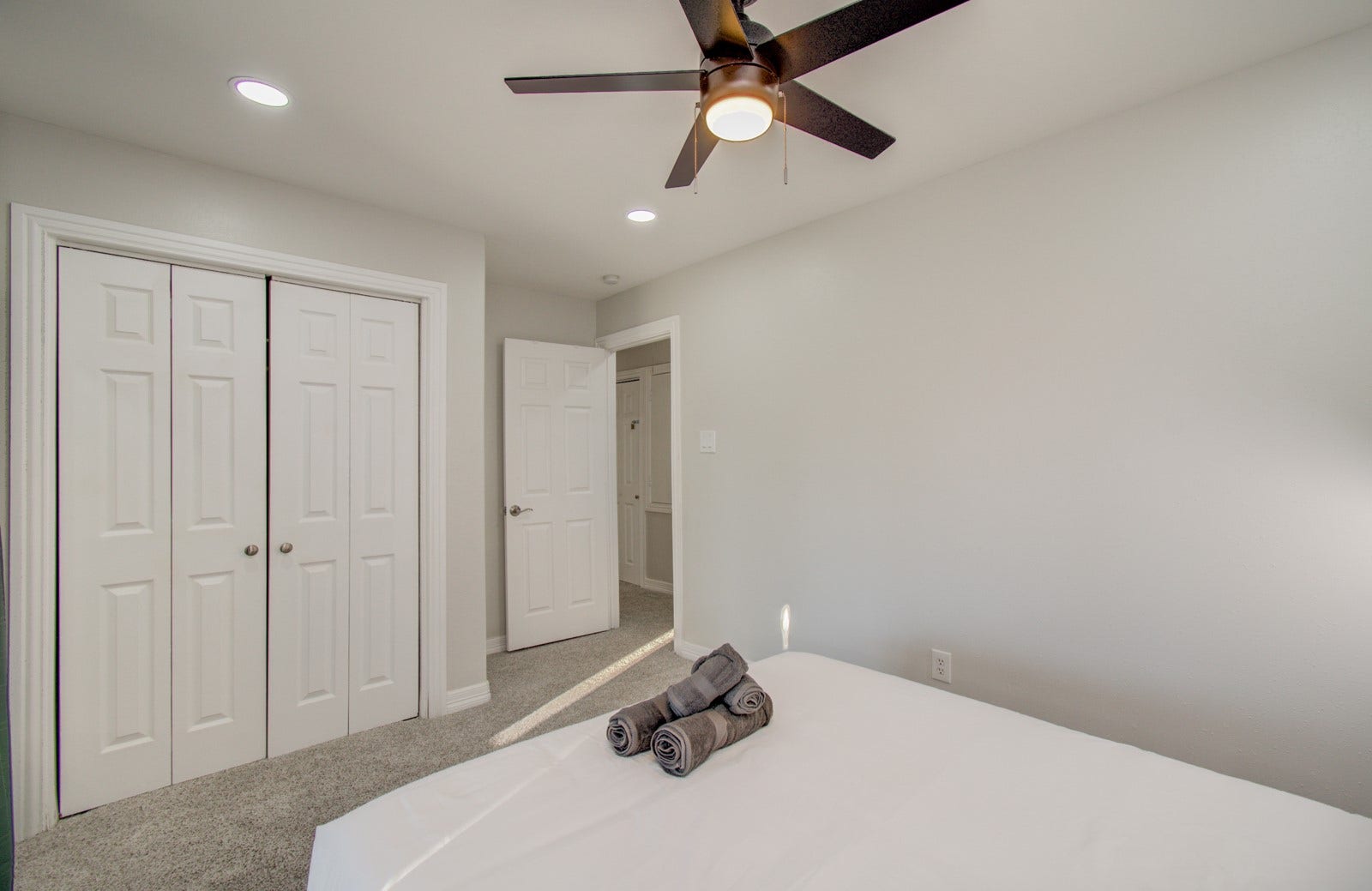 8623 Parasol Lane, Houston, TX 77064 8623 Parasol Lane, Houston, TX 77064