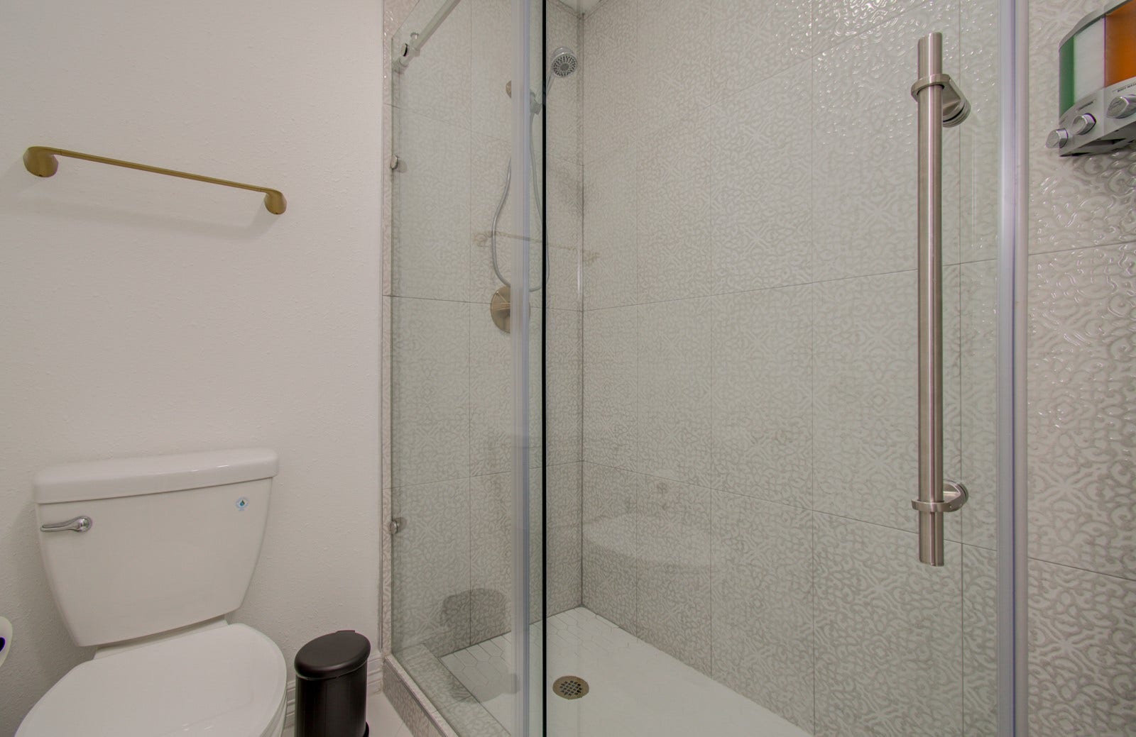 8623 Parasol Lane, Houston, TX 77064 8623 Parasol Lane, Houston, TX 77064