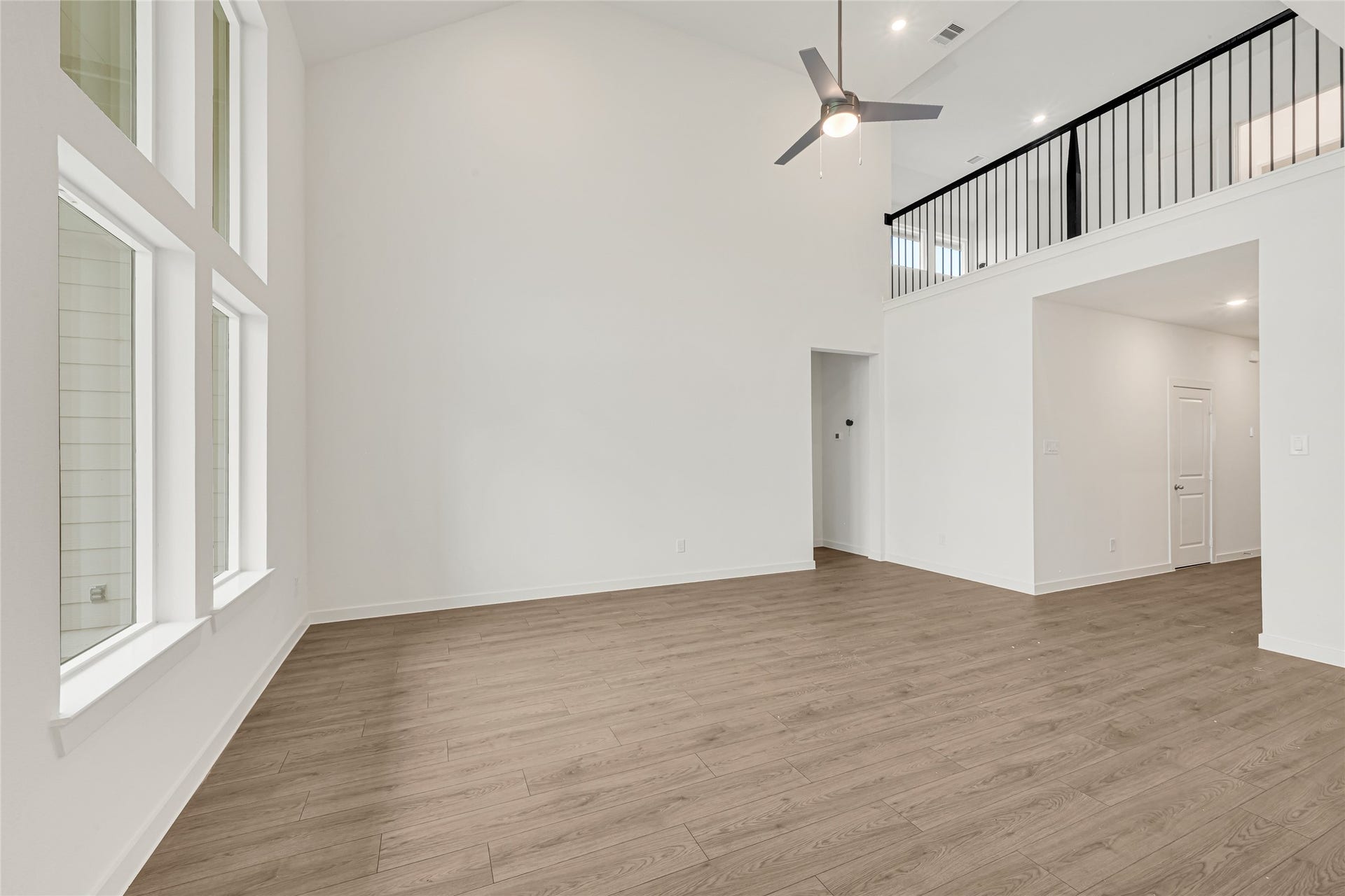 11111 Wild Senna Way, Needville, TX 77461 *Images and 3D tour are for illustration only and options may vary from home as built.