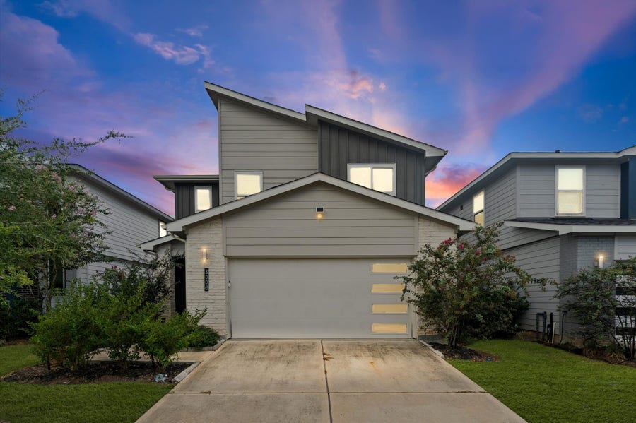 Property photo for 3008 Maughan Heights Trail, Houston, TX