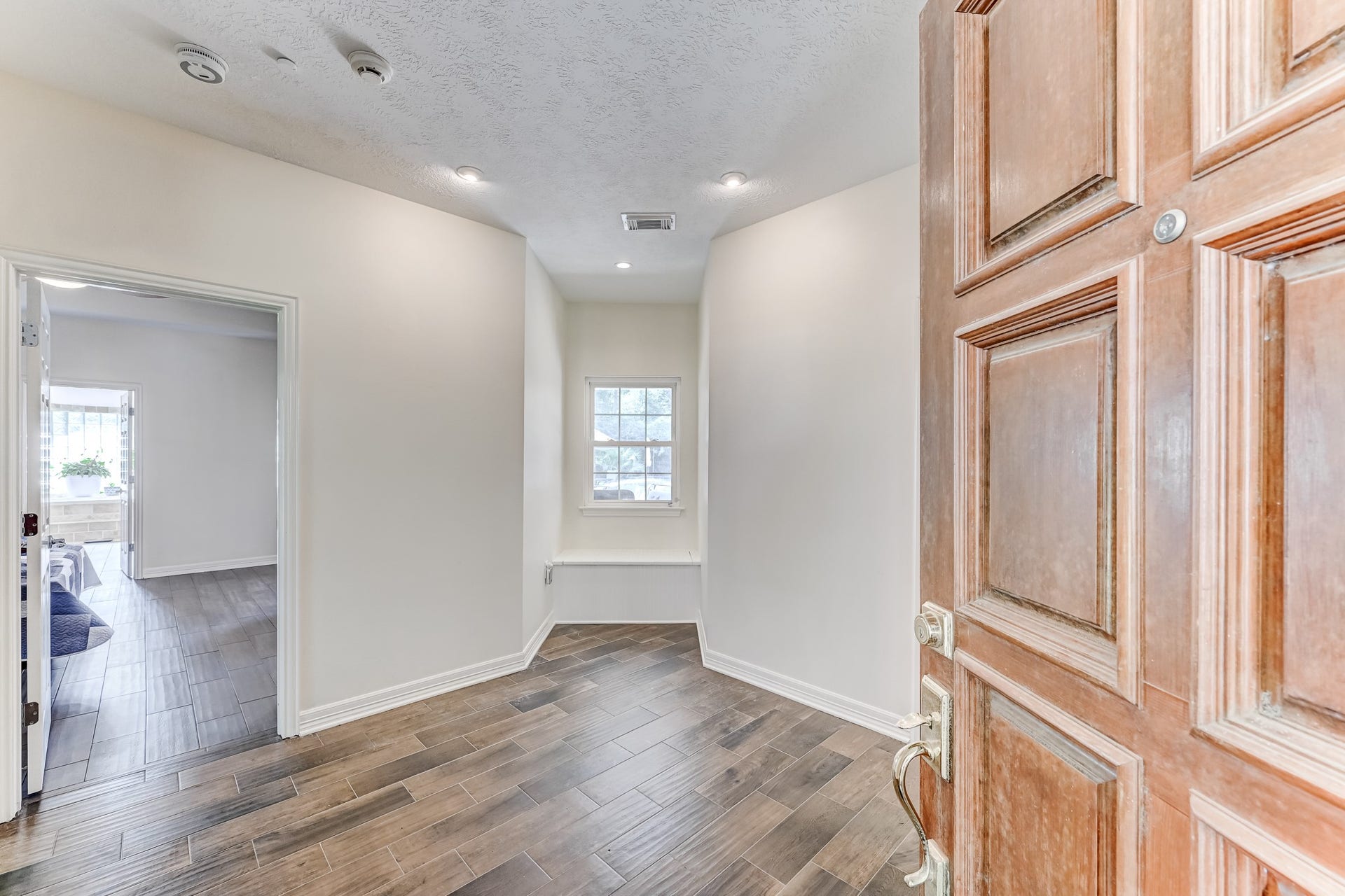22623 Three Pines Drive, Hockley, TX 77447 Beautiful architectural details throughout this custom home