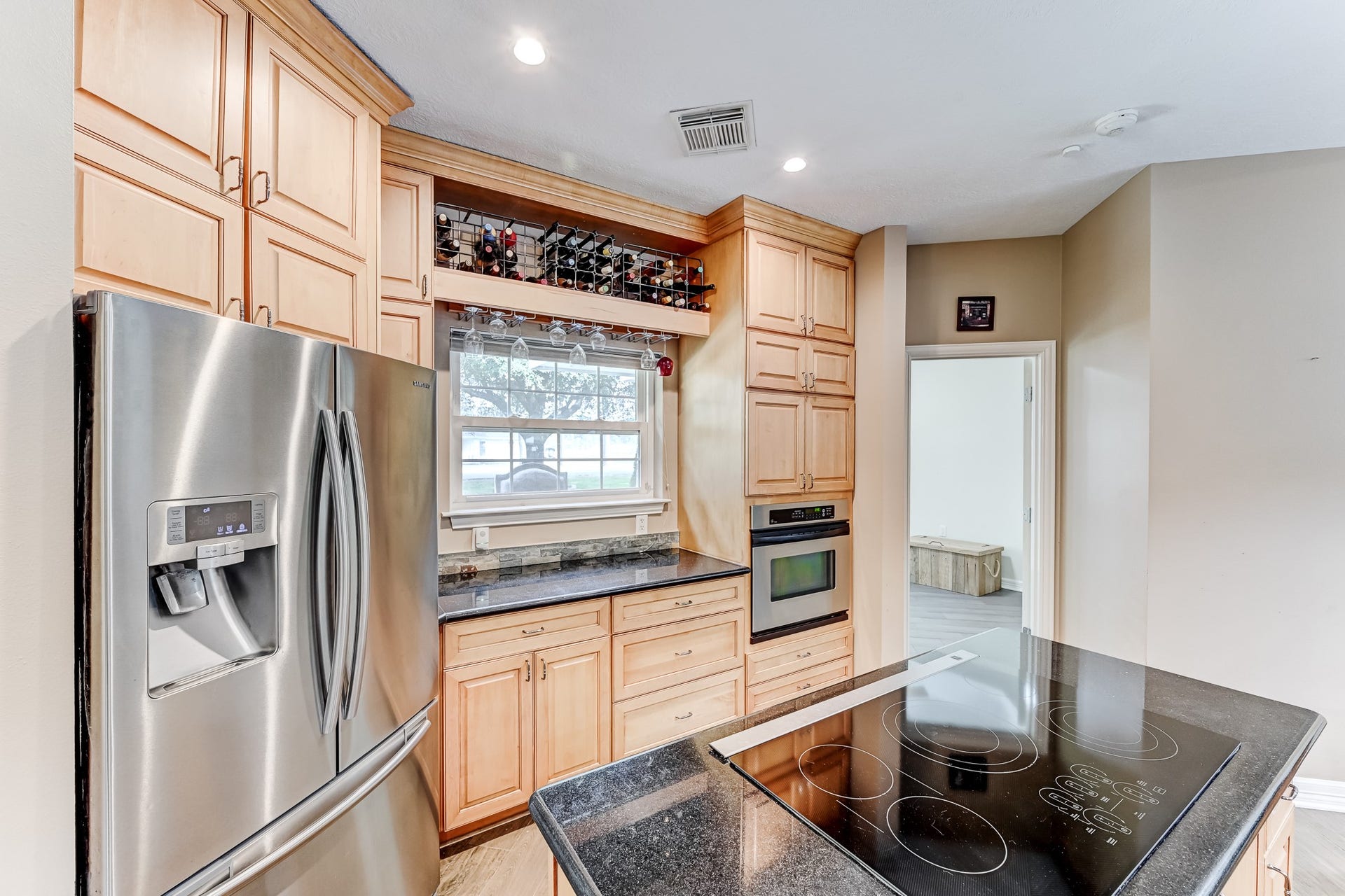 22623 Three Pines Drive, Hockley, TX 77447 Stainless steel appliances & beautiful cabinetry